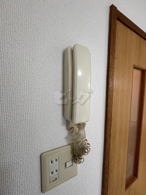 インターホン