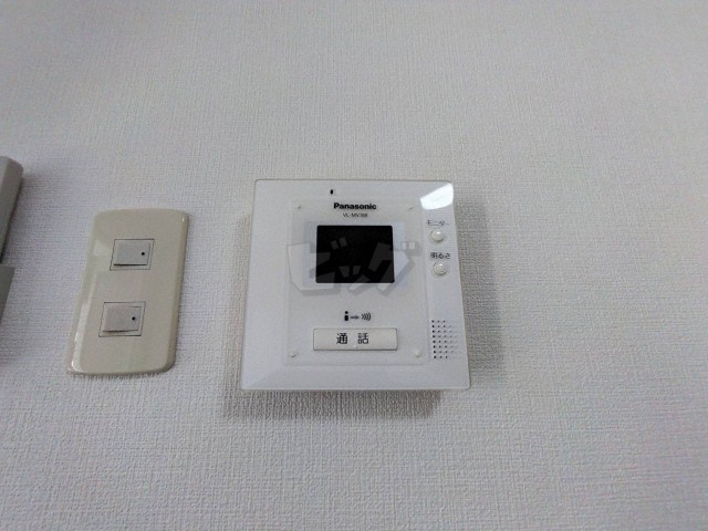インターホン